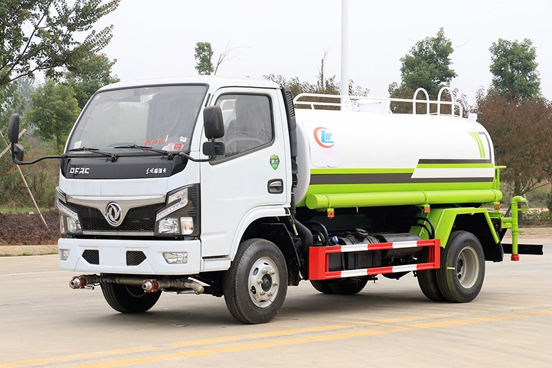 國六東風小福瑞卡5噸灑水車