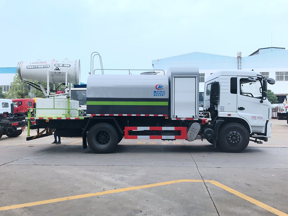 國六東風專底10立方抑塵噴霧車