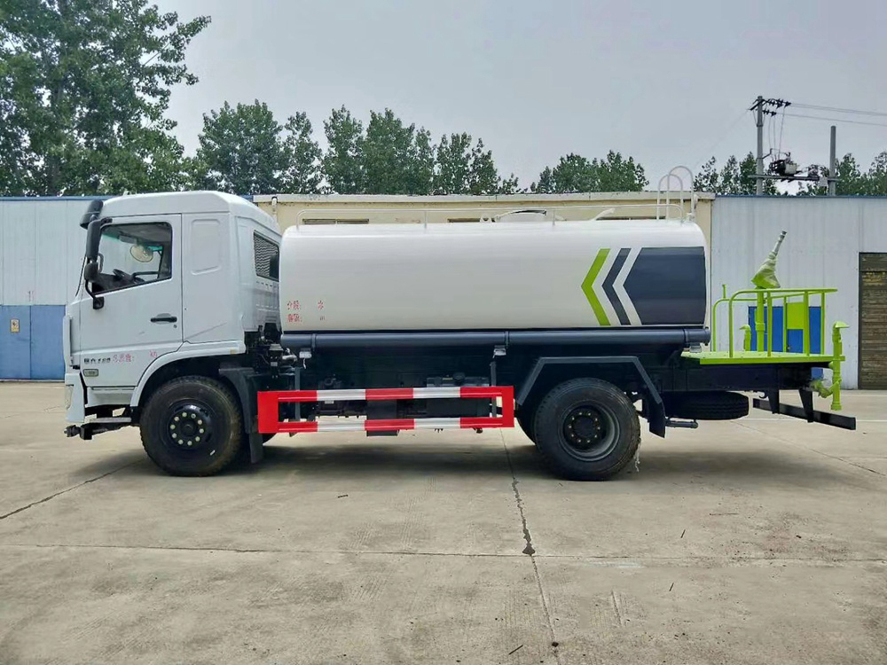 國六東風(fēng)D3L 12立方灑水車