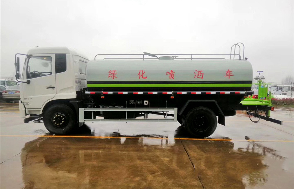 國(guó)六東風(fēng)天錦13方灑水車